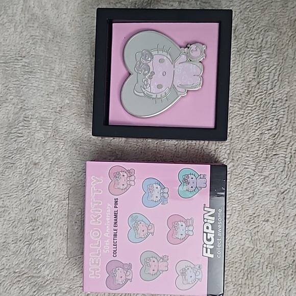 Hello Kitty 50th Anniversary Figpin (Y163) - Picture 1 of 1